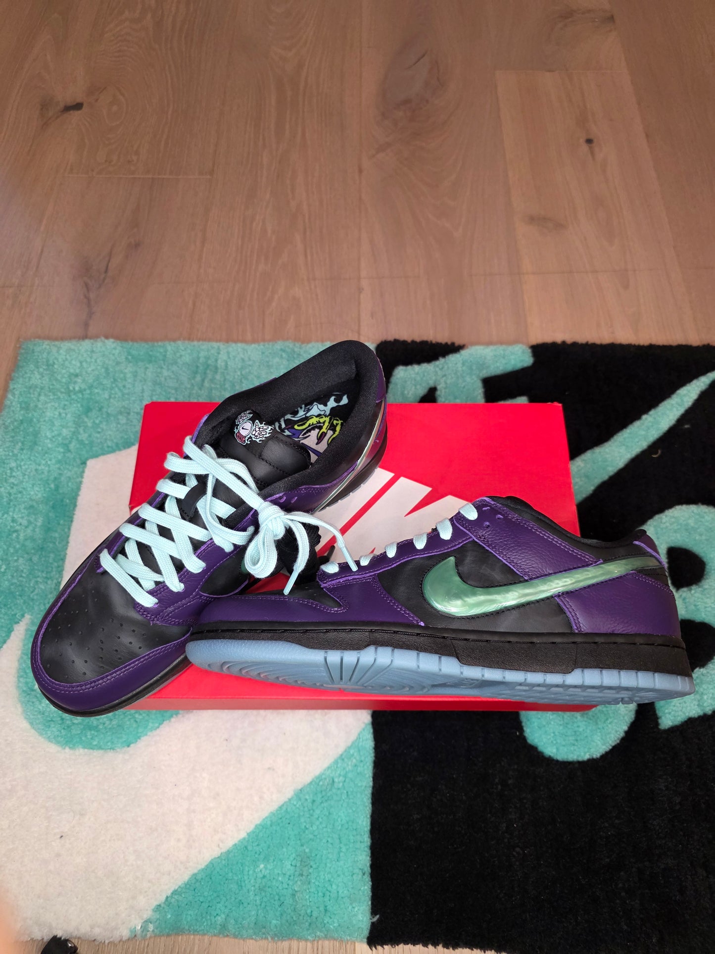Nike Dunk Low LTD Wizard