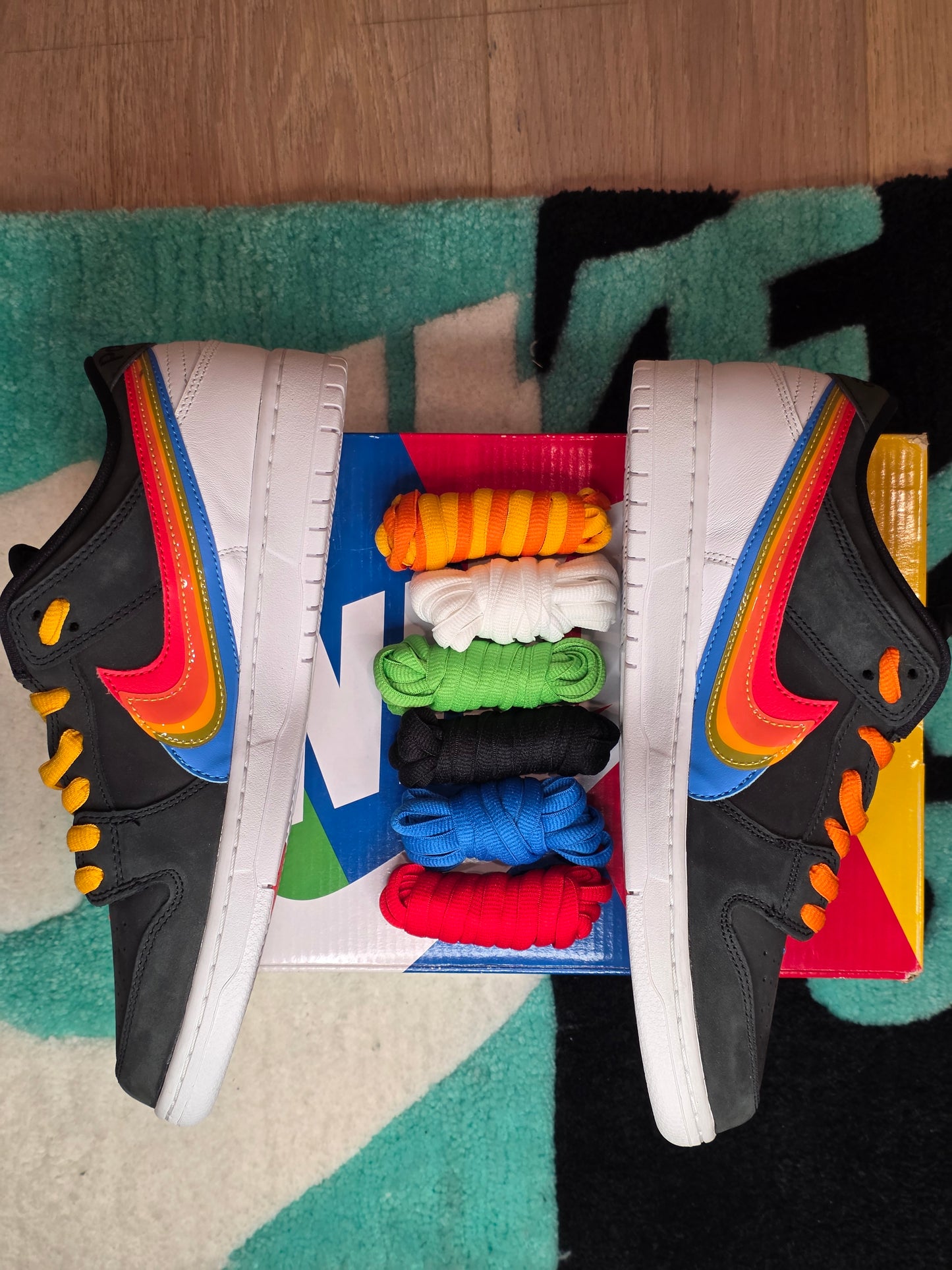 Nike SB Dunk Low Polaroid