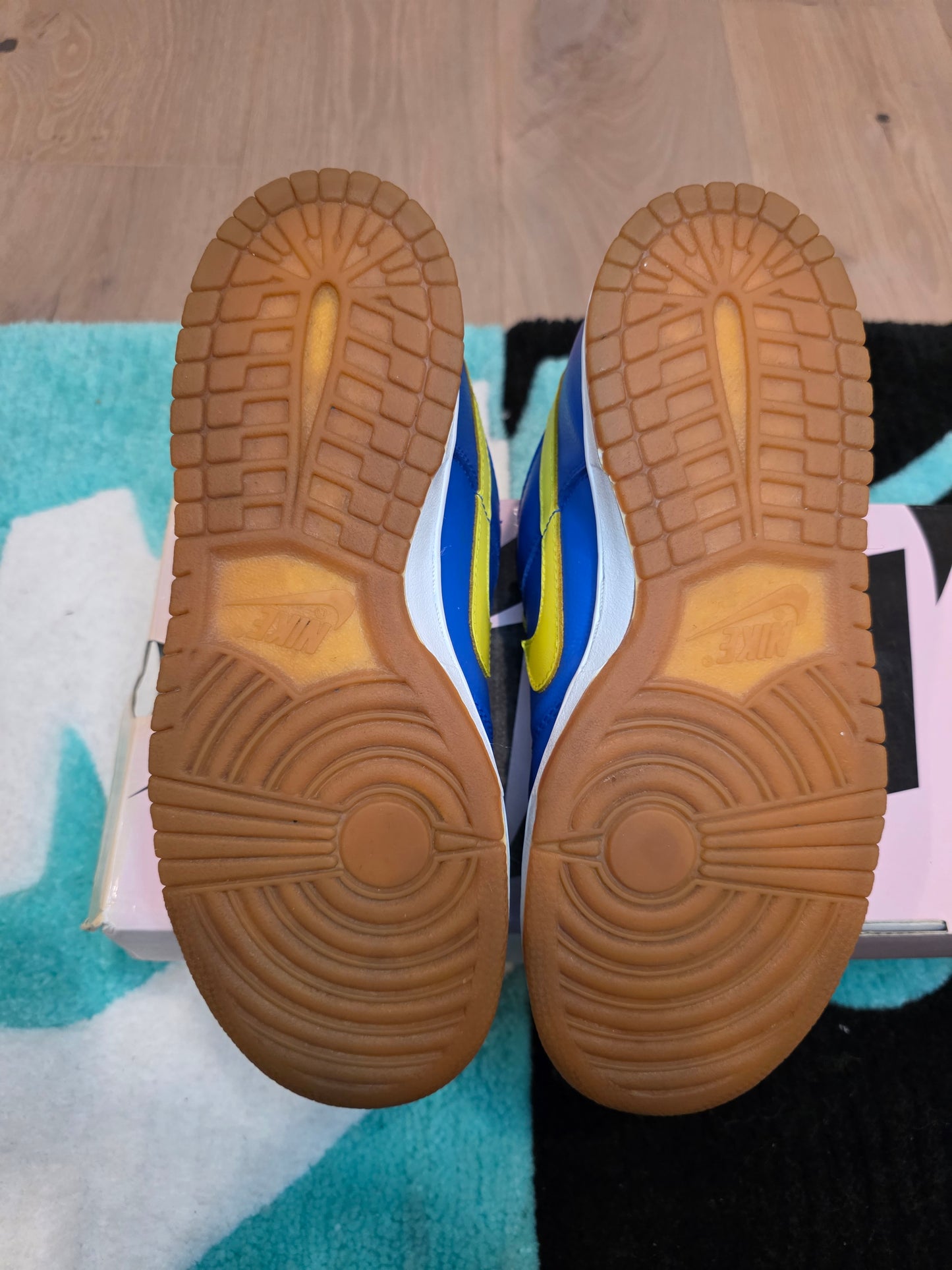 Nike SB Dunk Low Boca Juniors