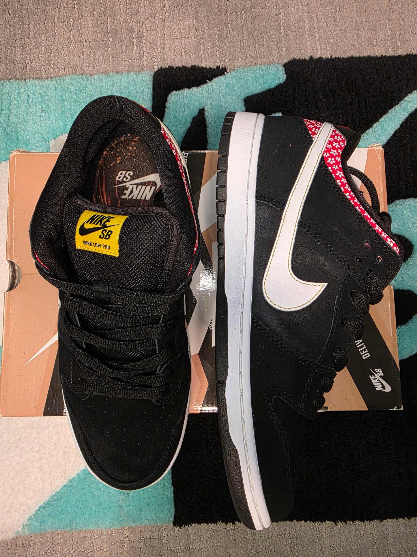 Nike SB Dunk Low Firecracker