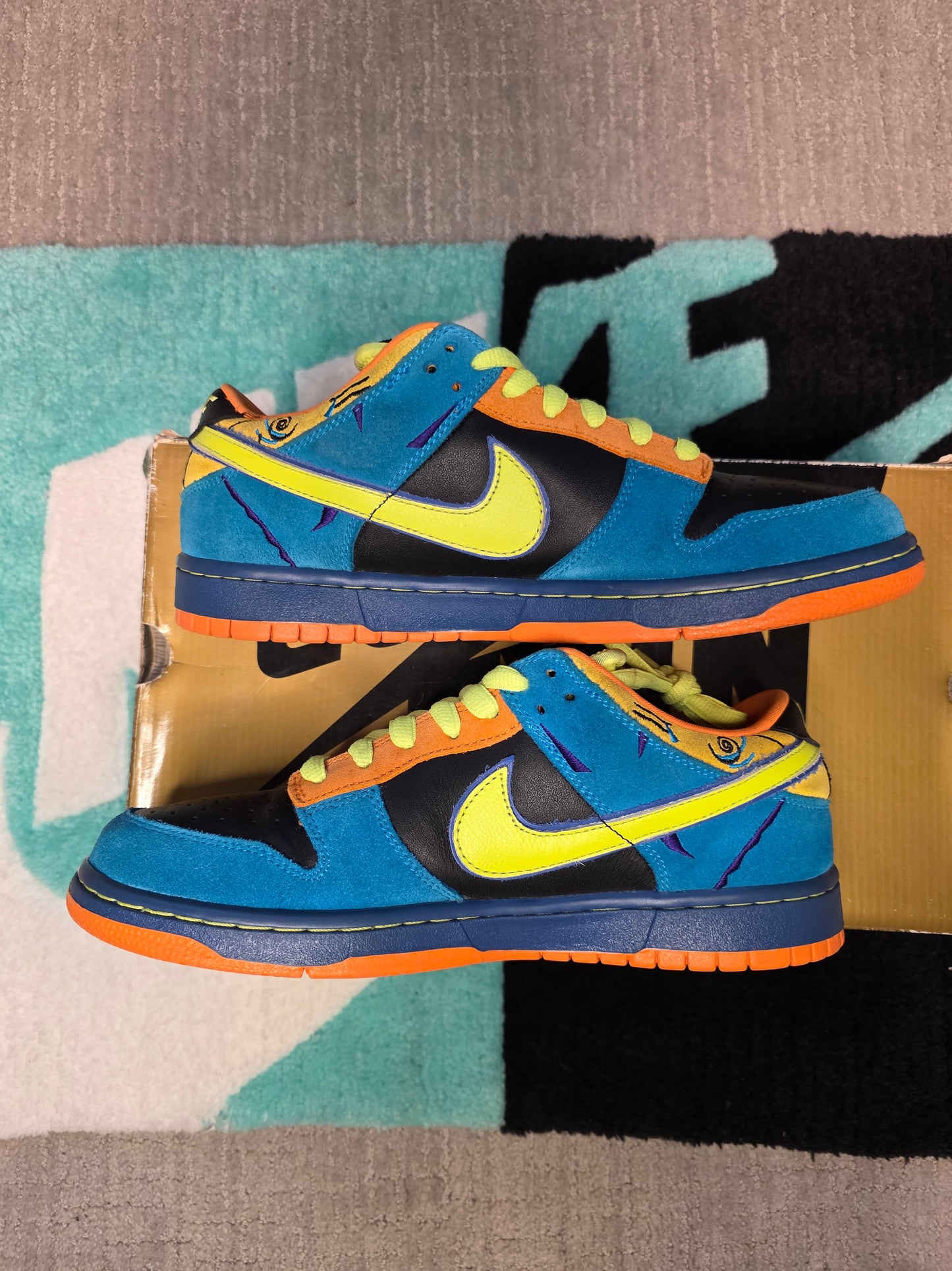 Nike SB Dunk Low Skate or Die